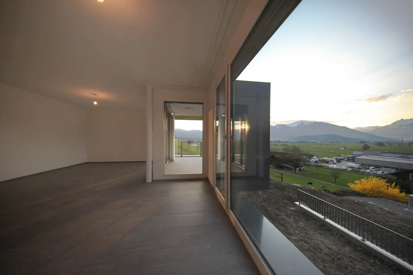 Modern Apartment with Lift Access - Photo 1 of 9