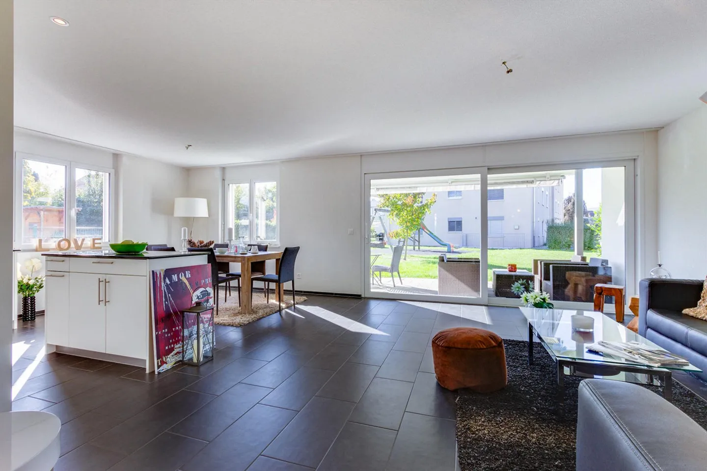 «Modernes Wohnen mit Gartensitzplatz in 4552 Derendingen!» - Foto 2 von 13