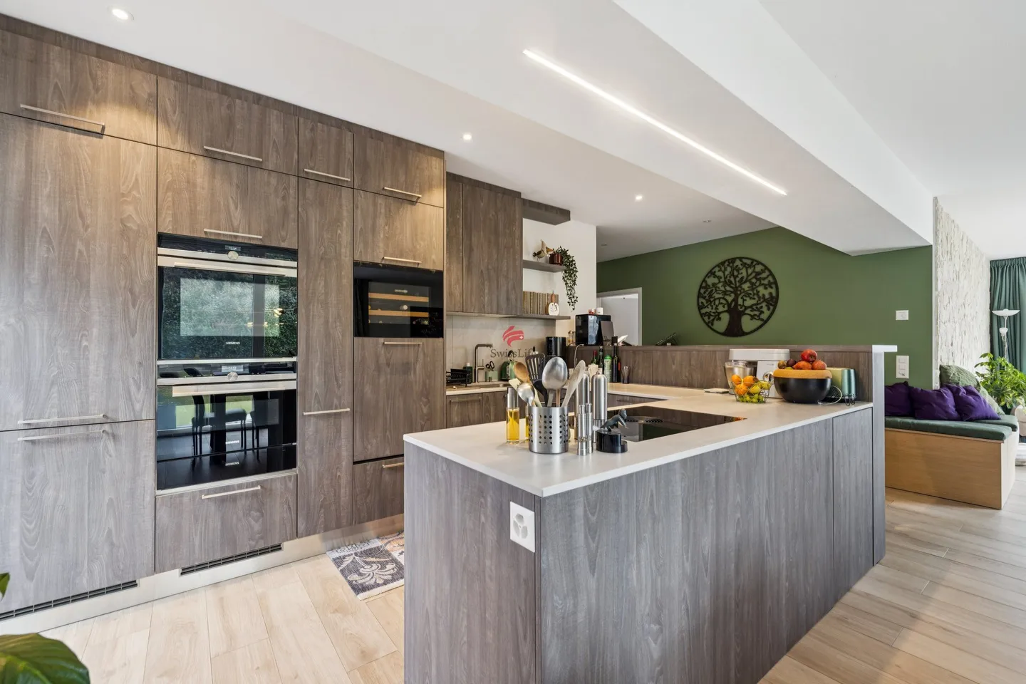 Continuous Apartment - Photo 4 of 9