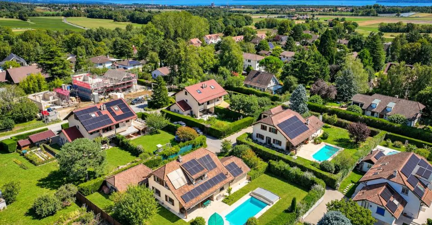 Individual villa with independent studio in Trélex - Photo 1 of 10