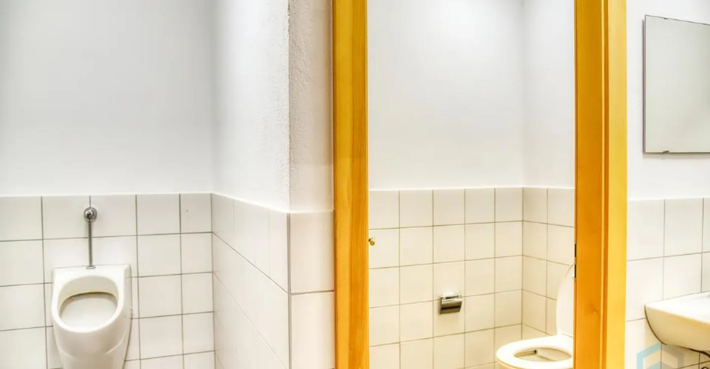 Halle industrielle moderne à louer - Photo 2 sur 13