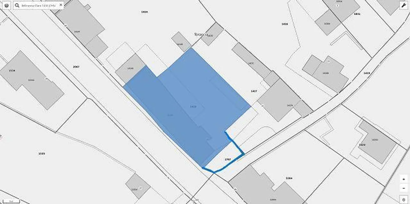 Grande proprietà con casa e due stalle da ristrutturare / Grande proprietà da ristrutturare con possibilità di ampliamento con casa e 2 stalle - Foto 25 di 32