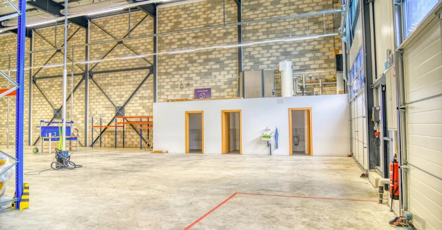 Halle industrielle moderne à louer - Photo 5 sur 13