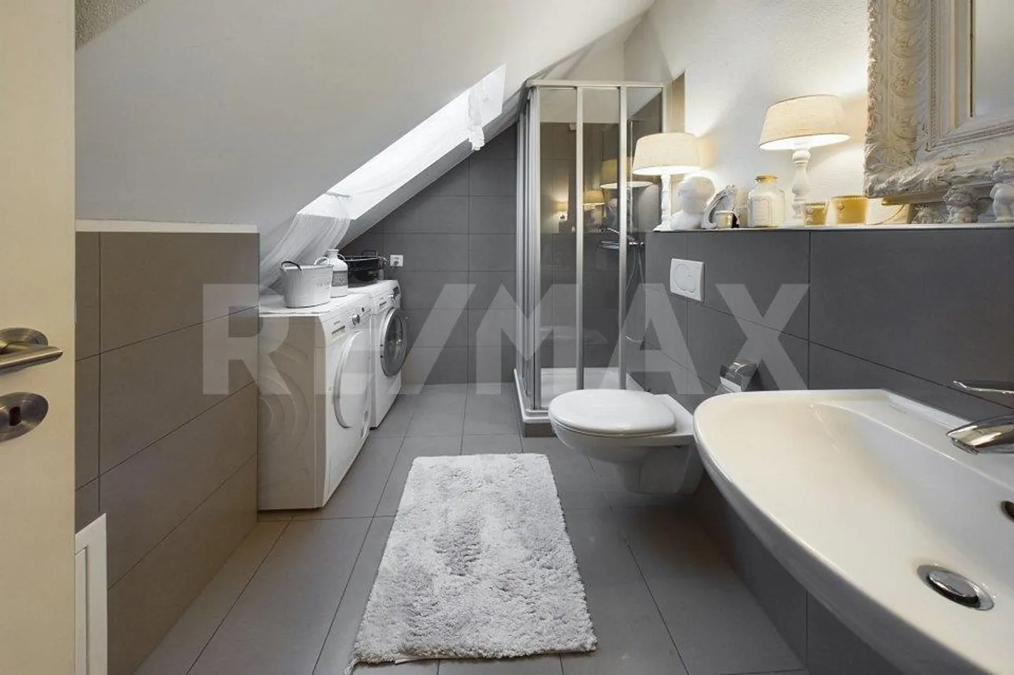 Rarität - Traumwohnung mit grosser Dachterrasse - Foto 7 von 9