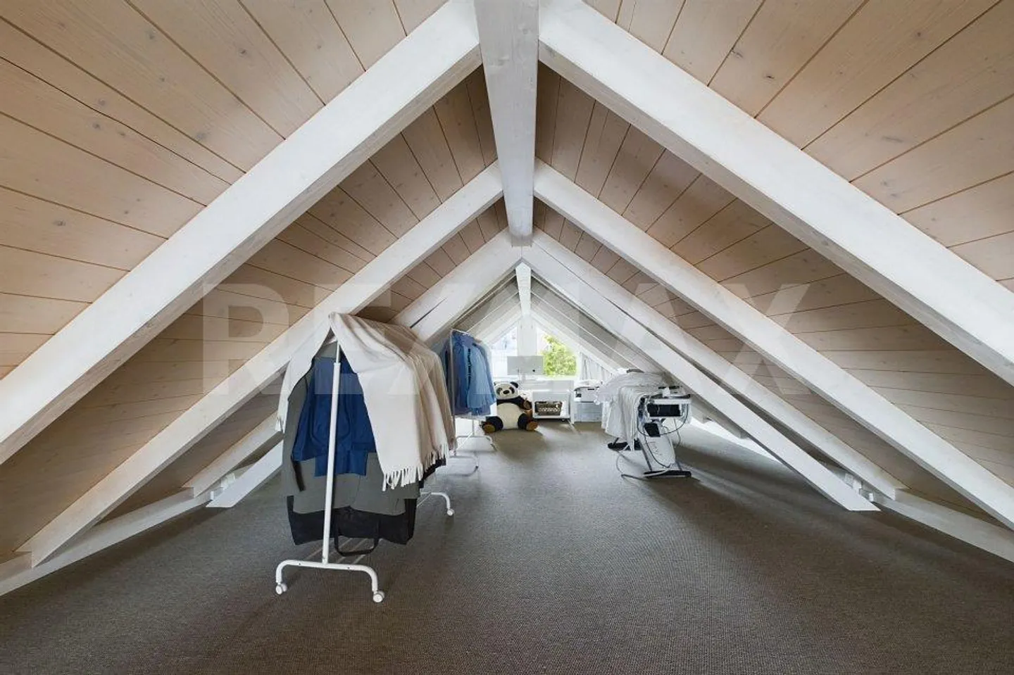 Rarität - Traumwohnung mit grosser Dachterrasse - Foto 8 von 9