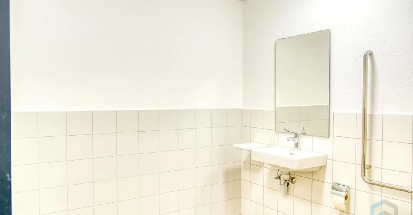 Halle industrielle moderne à louer - Photo 8 sur 13