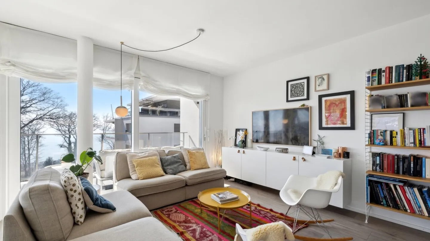 NUOVO AFFITTO - Magnifico appartamento di 4.5 locali con vista lago a Lutry - Foto 6 di 13