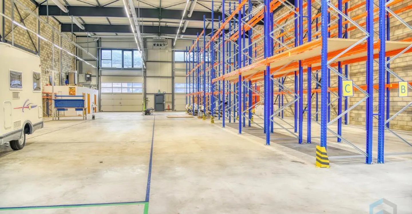 Halle industrielle moderne à louer - Photo 10 sur 13