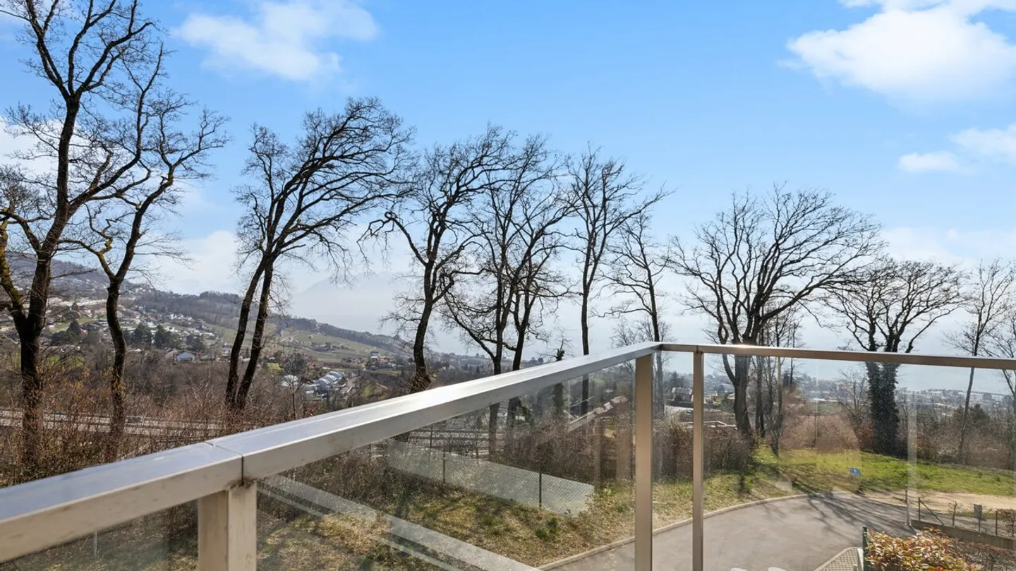 NUOVO AFFITTO - Magnifico appartamento di 4.5 locali con vista lago a Lutry - Foto 7 di 13