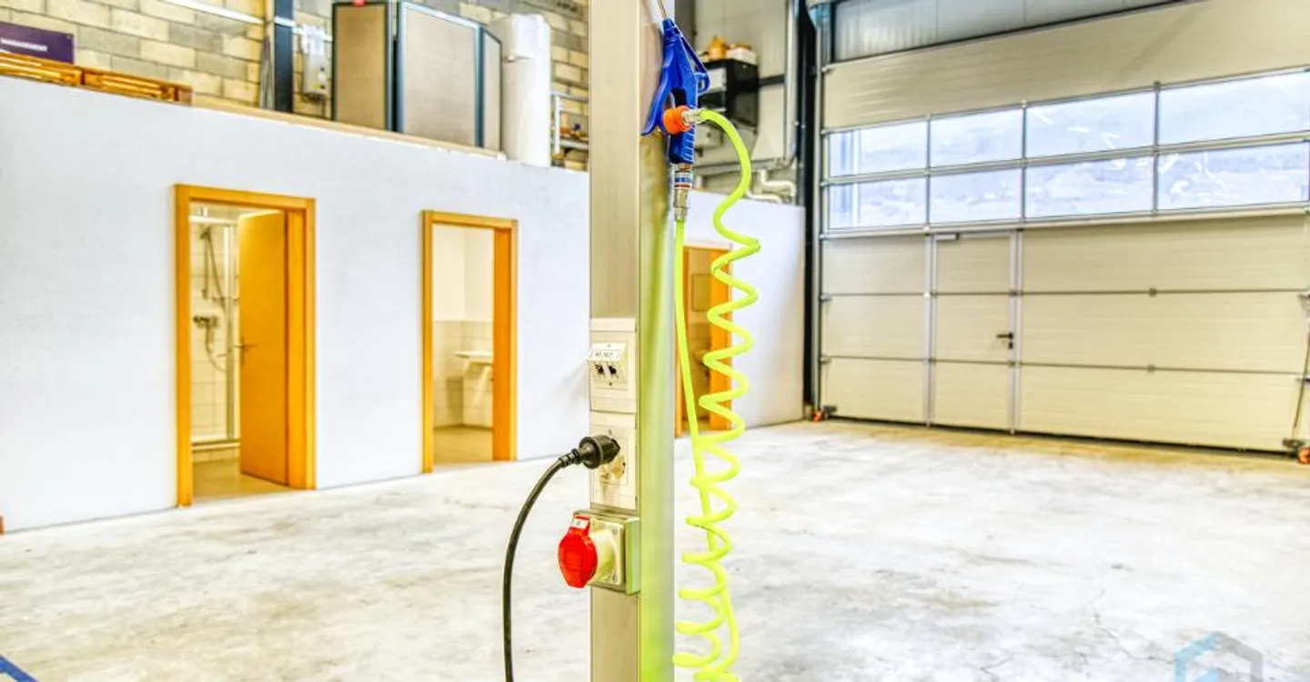 Halle industrielle moderne à louer - Photo 11 sur 13