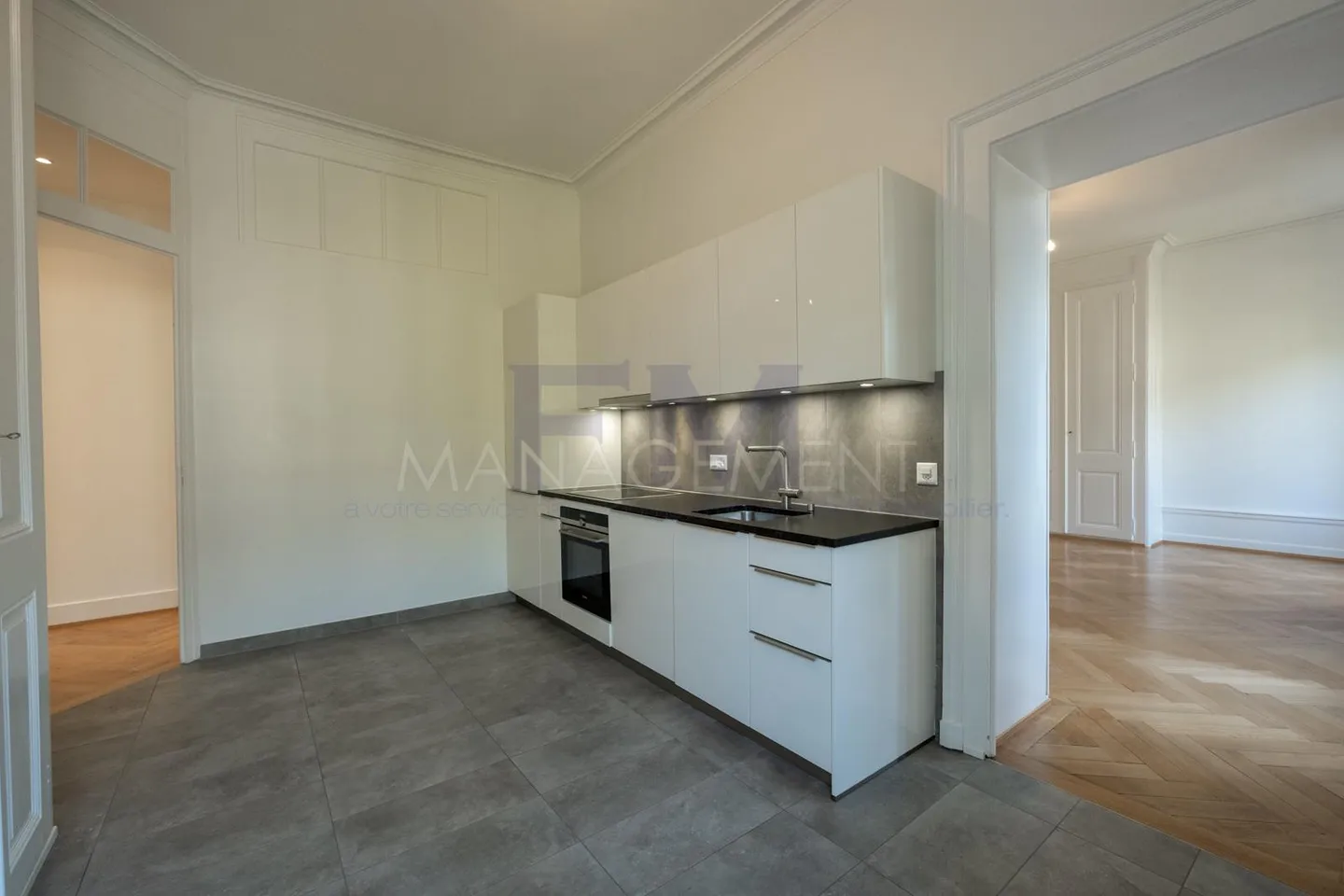Charming Apartment in Geneva - Photo 3 of 16