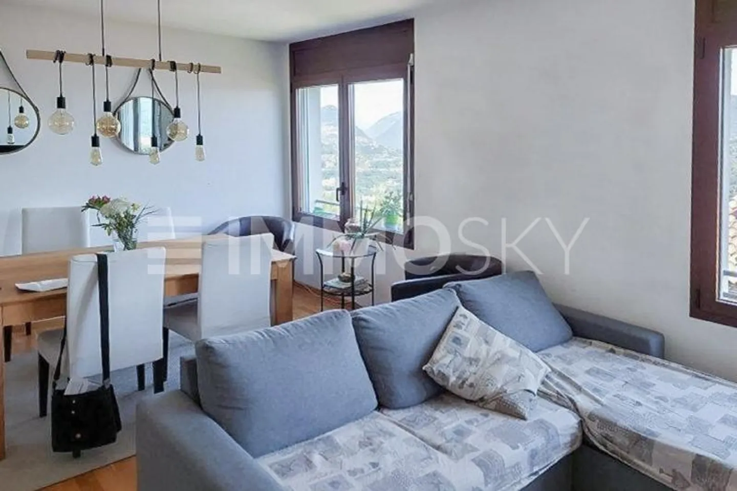 Panorama and tranquility from your living room - Photo 3 of 4