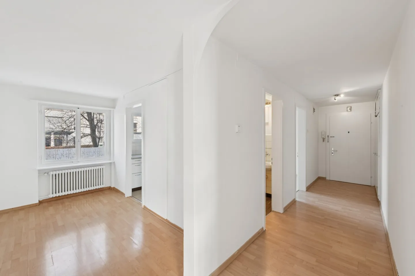 Apartment for rent - Photo 1 of 10