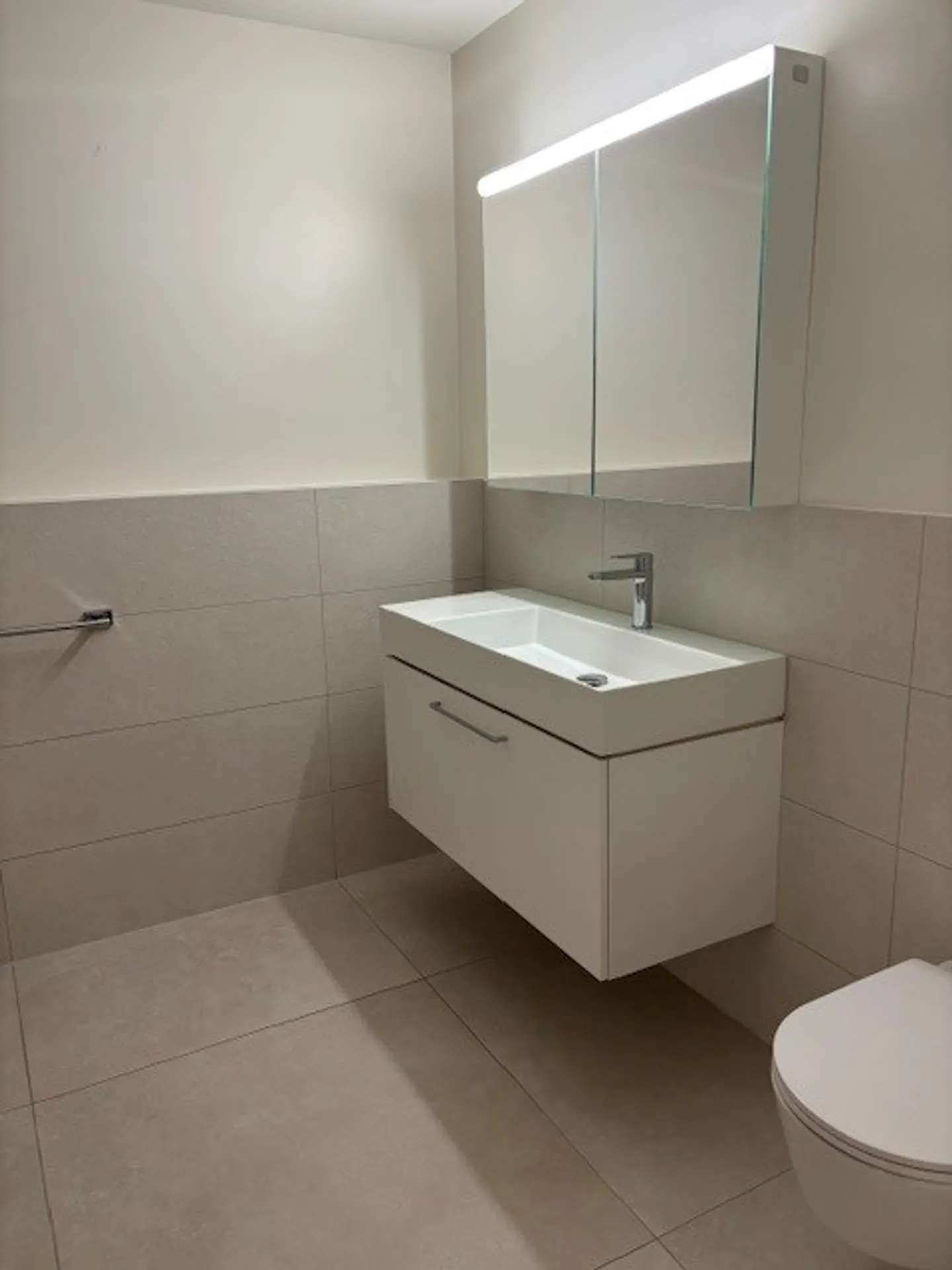 Bright 3.5-room apartment with modern amenities in Dornach - Photo 4 of 13