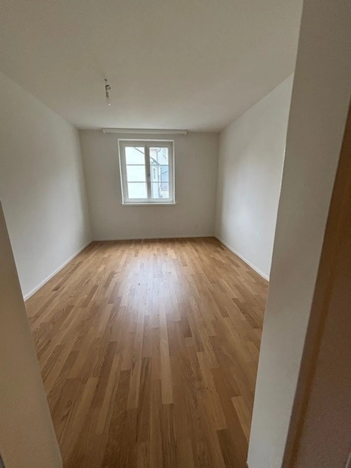 Bright 3.5-room apartment with modern amenities in Dornach - Photo 8 of 13