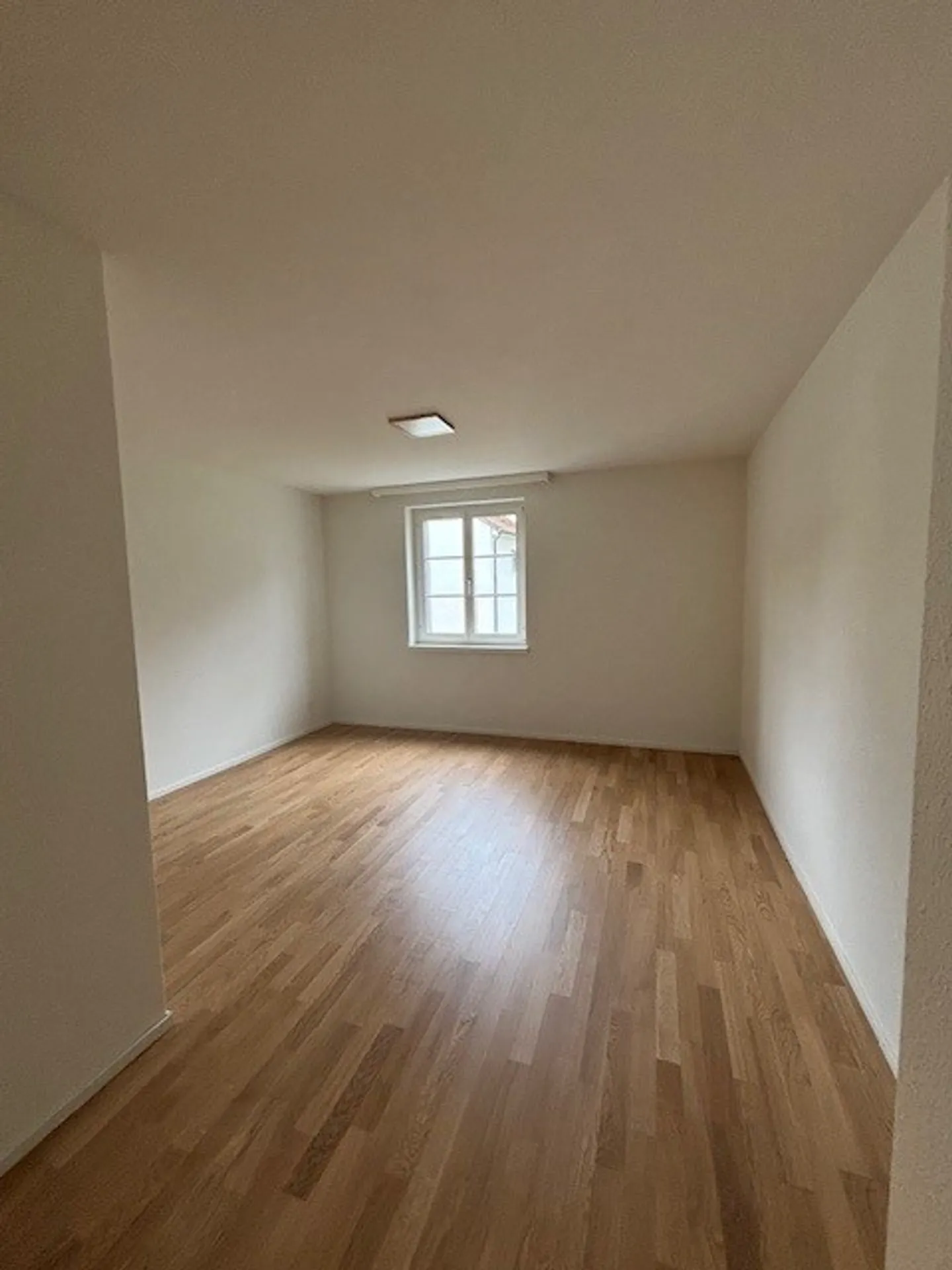 Bright 3.5-room apartment with modern amenities in Dornach - Photo 10 of 13