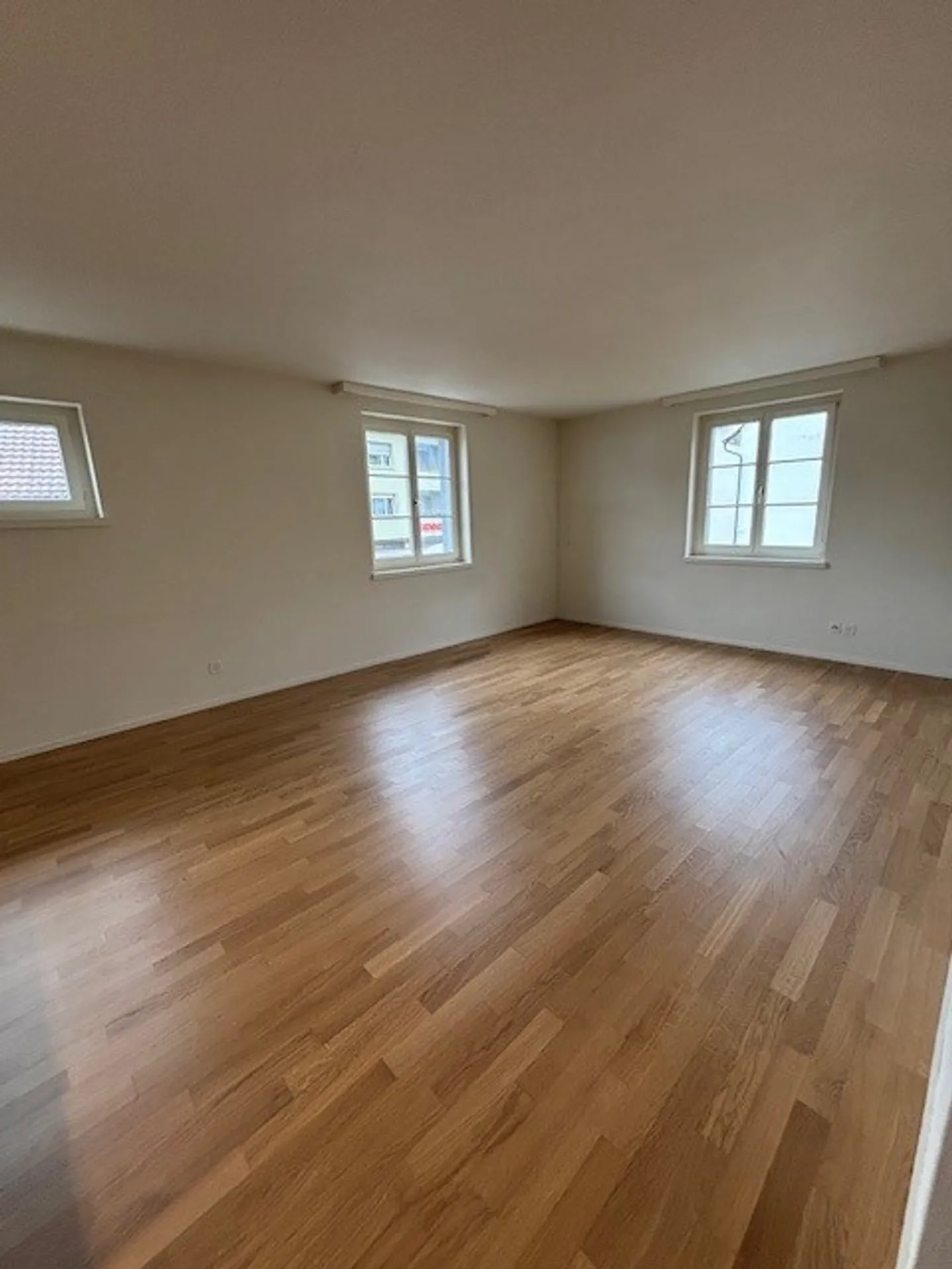 Bright 3.5-room apartment with modern amenities in Dornach - Photo 12 of 13