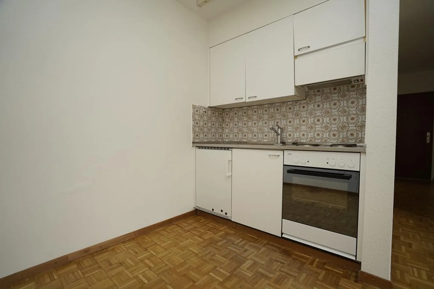 Appartamento 2 camere con balcone in affitto - Foto 2 di 4