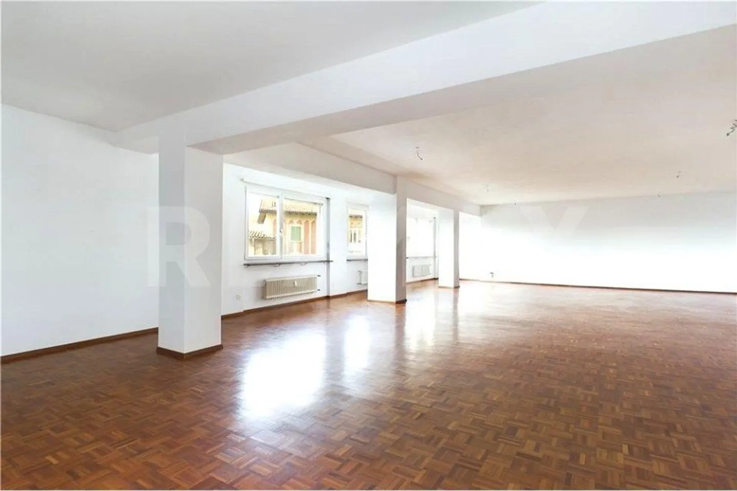Appartement spacieux en centre-ville - Photo 4 sur 10
