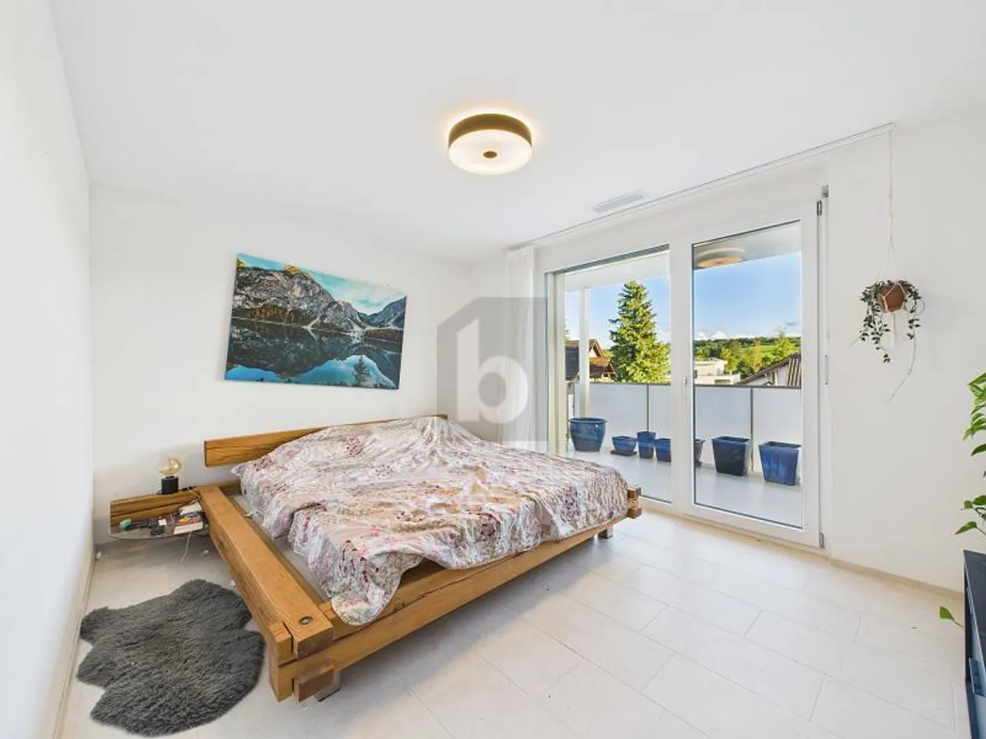 EXQUISITER KOMFORT MIT STATTLICHER TERRASSE - Foto 3 di 6