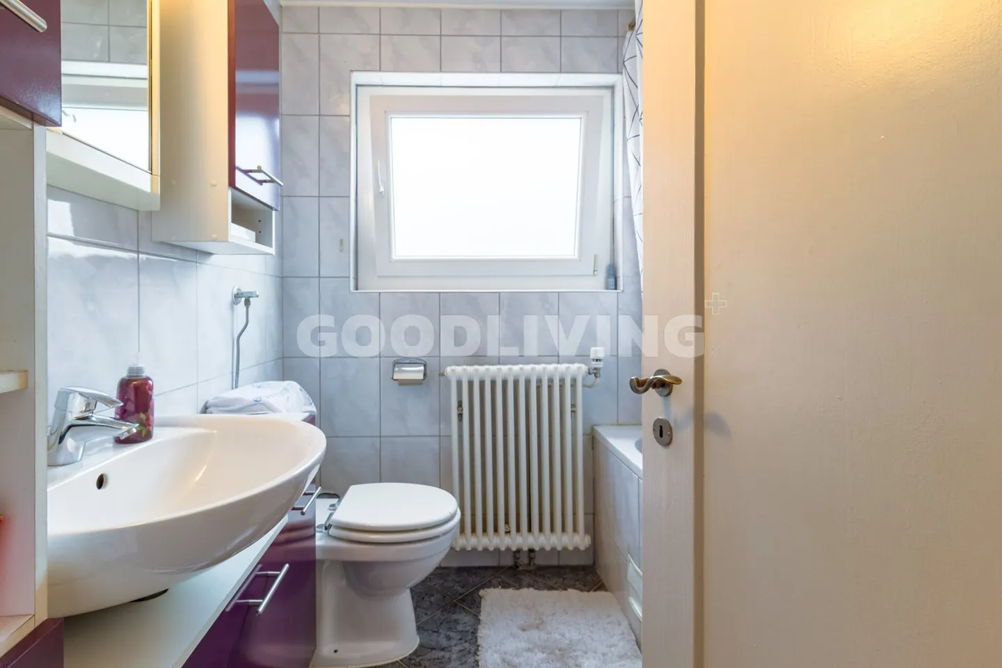 Your home in the green with sunny garden - Photo 5 of 13