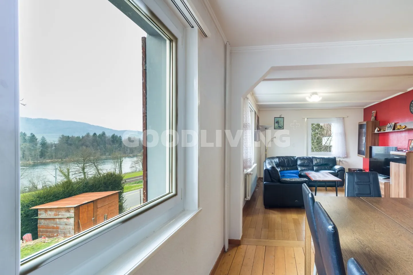 Your home in the green with sunny garden - Photo 7 of 13