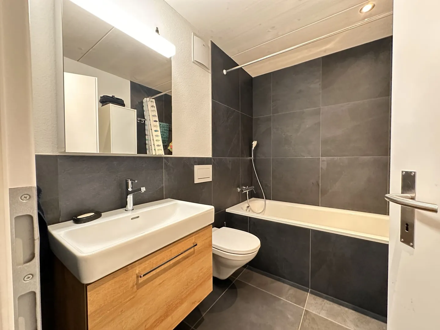 «4½-Zimmer-Erdgeschoss-Wohnung, ideal für Familie» - Foto 6 von 6