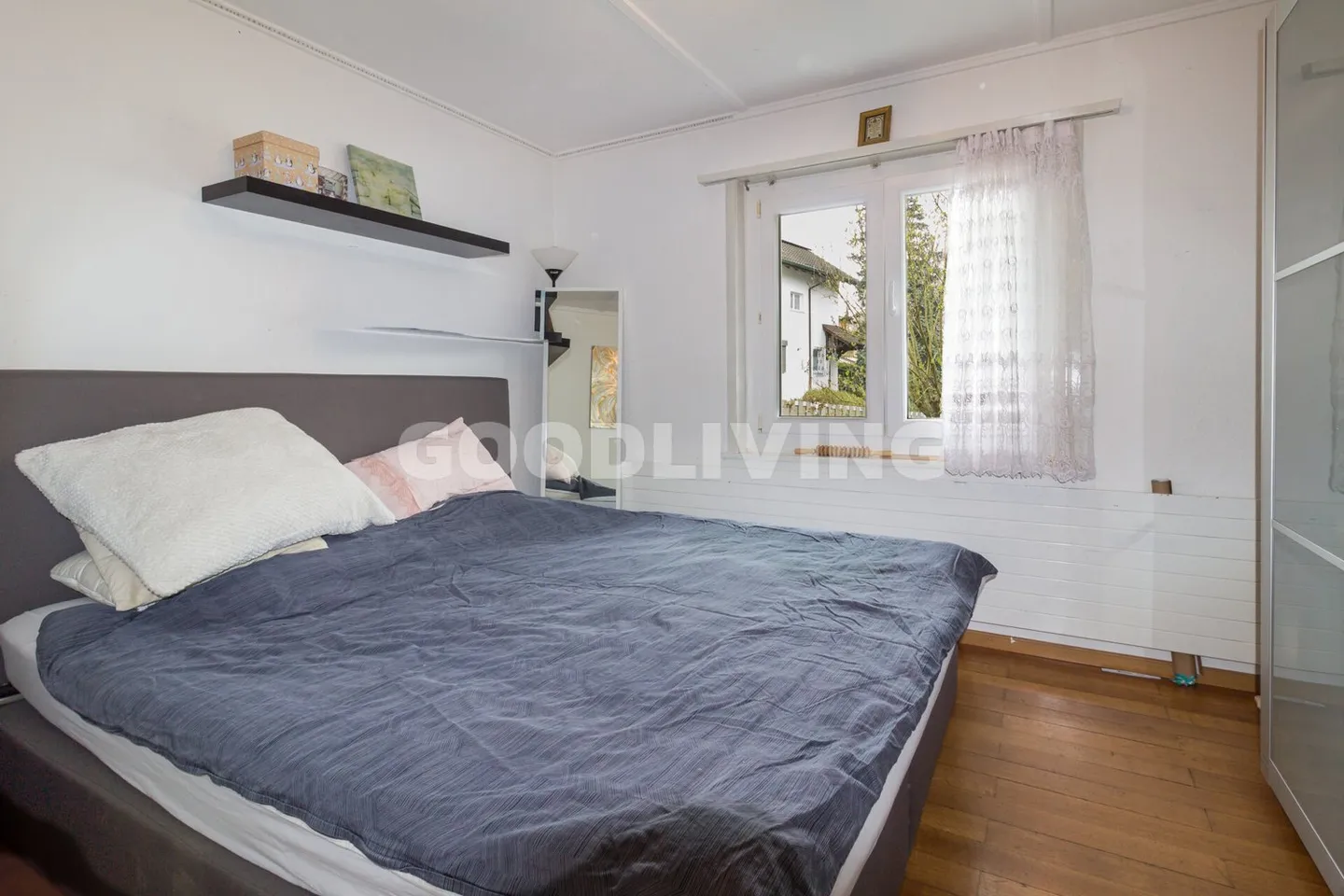 Your home in the green with sunny garden - Photo 10 of 13