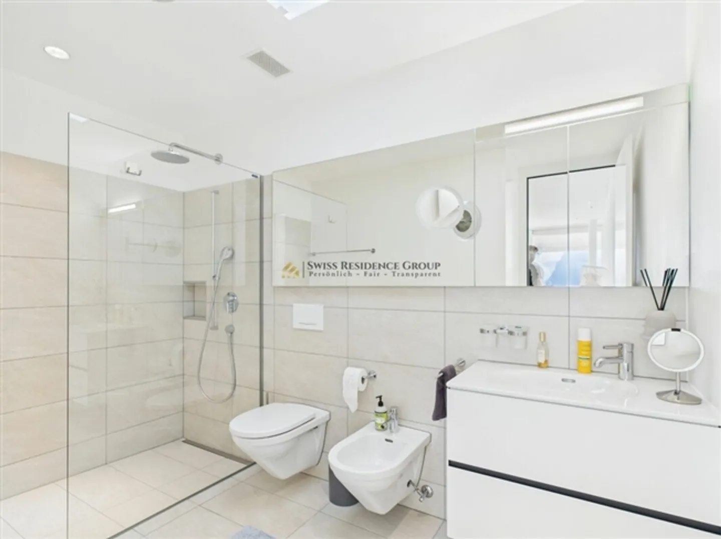 «Exklusive 5.5-Zimmer-Penthousewohnung mit atemberaubenden Seeblick» - Foto 14 von 19