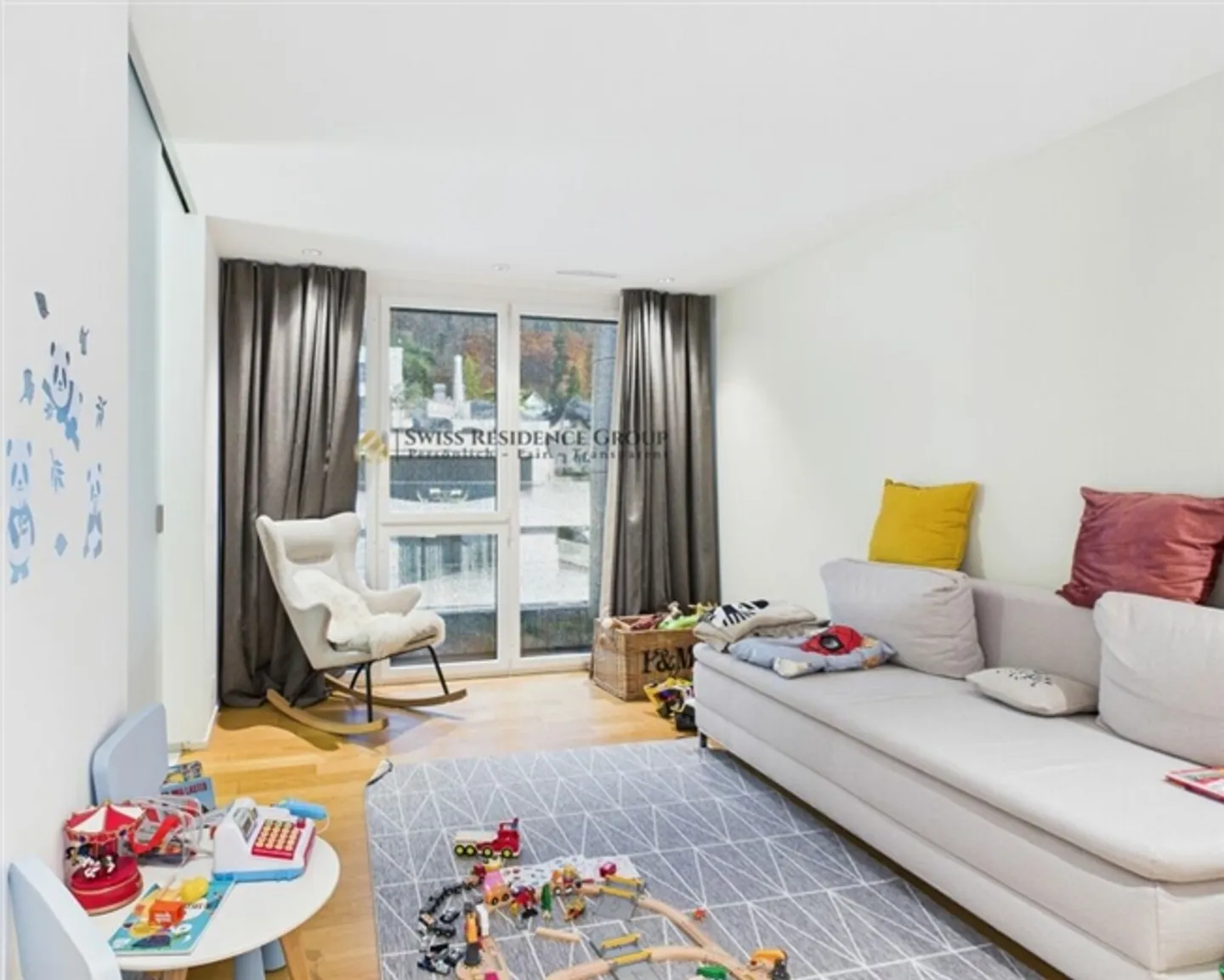 «Exklusive 5.5-Zimmer-Penthousewohnung mit atemberaubenden Seeblick» - Foto 16 von 19