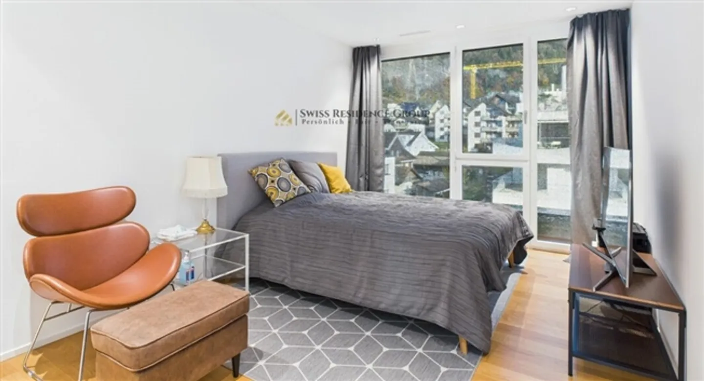 «Exklusive 5.5-Zimmer-Penthousewohnung mit atemberaubenden Seeblick» - Foto 17 von 19