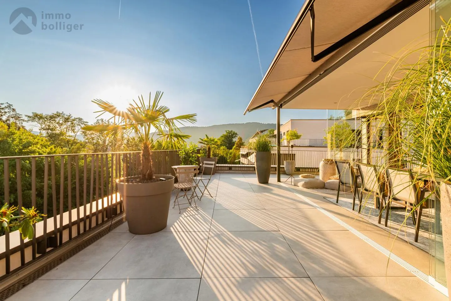 Appartement Attique Exquis avec Vue - Photo 9 sur 12