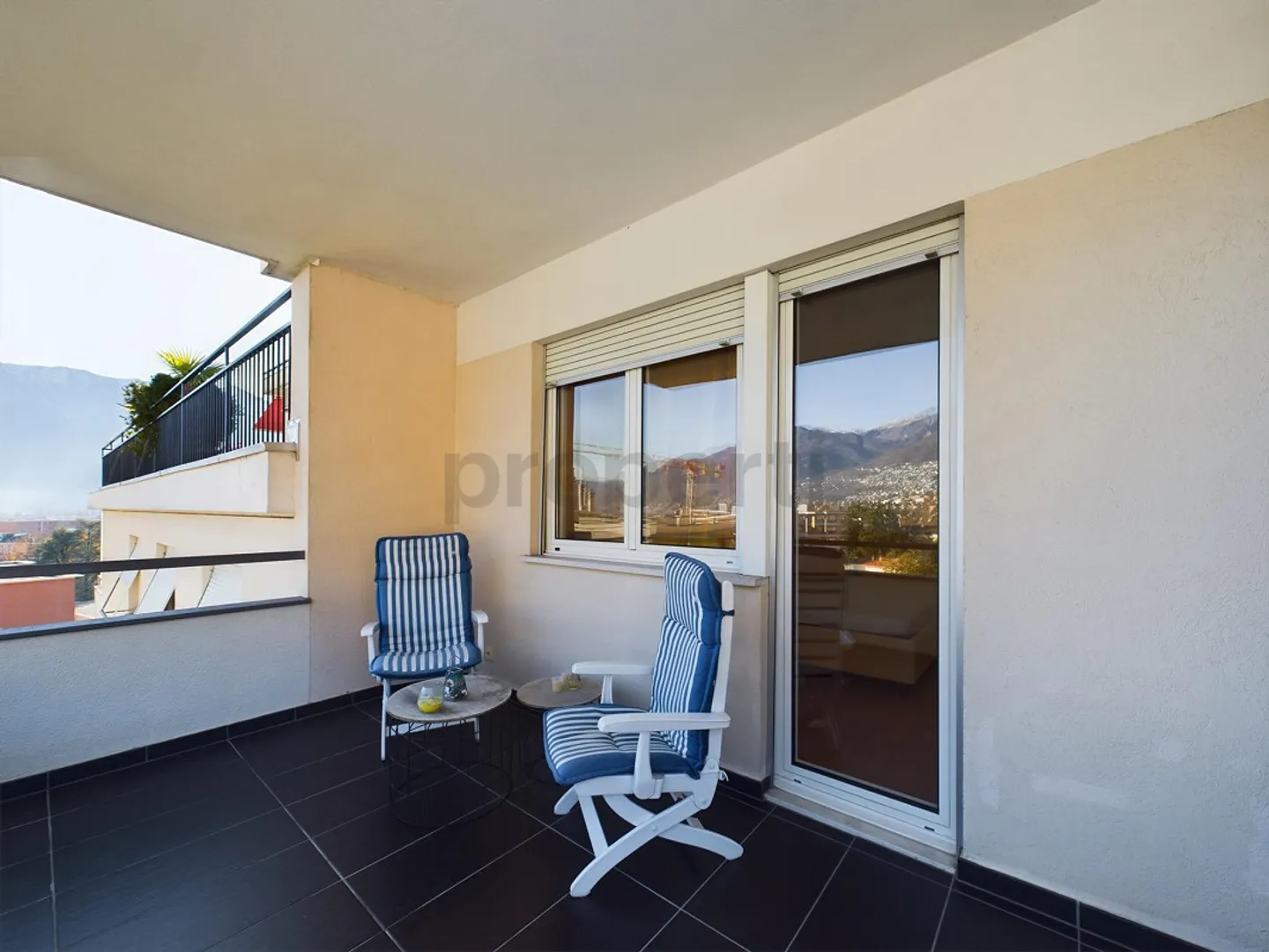 Appartamento con 2,5 stanze a Locarno con vista sul lago e mobili moderni - Foto 7 di 8