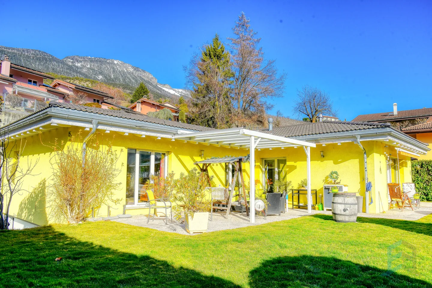 EXCLUSIVE Splendid 4.5-room villa on the heights of Miège - Photo 12 of 16