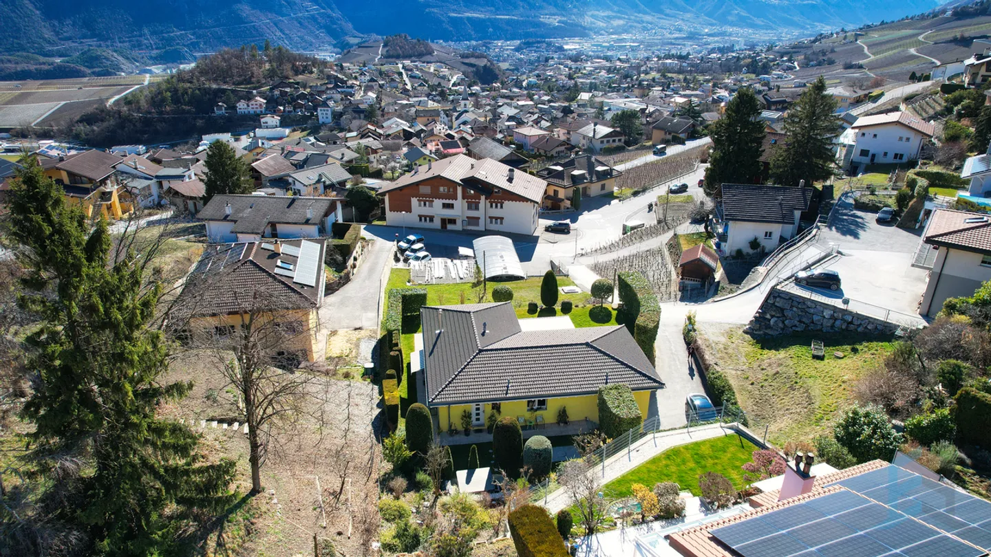 EXCLUSIVE Splendid 4.5-room villa on the heights of Miège - Photo 15 of 16