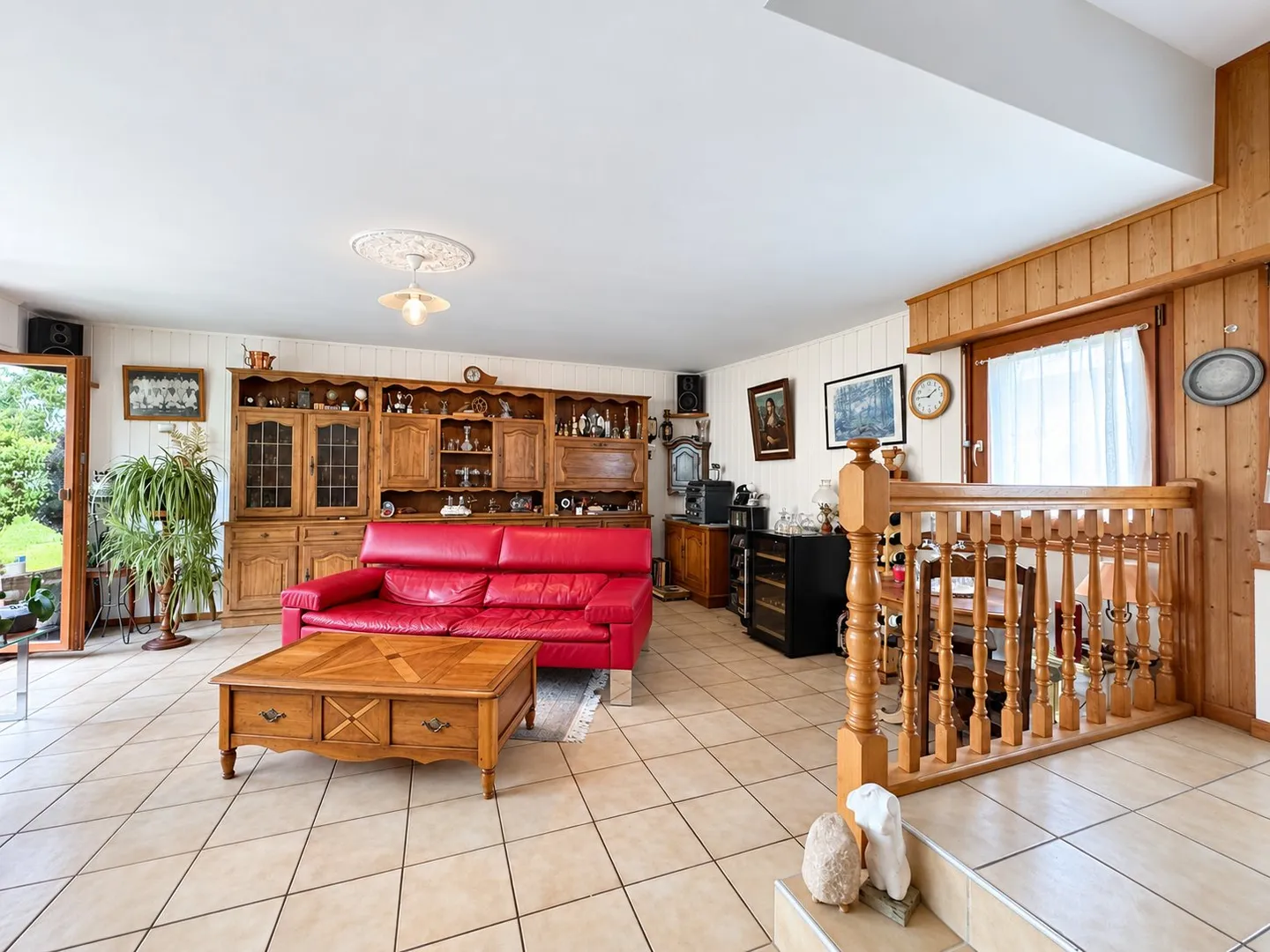 Maison Familiale Charmante avec Jardin - Photo 2 sur 12