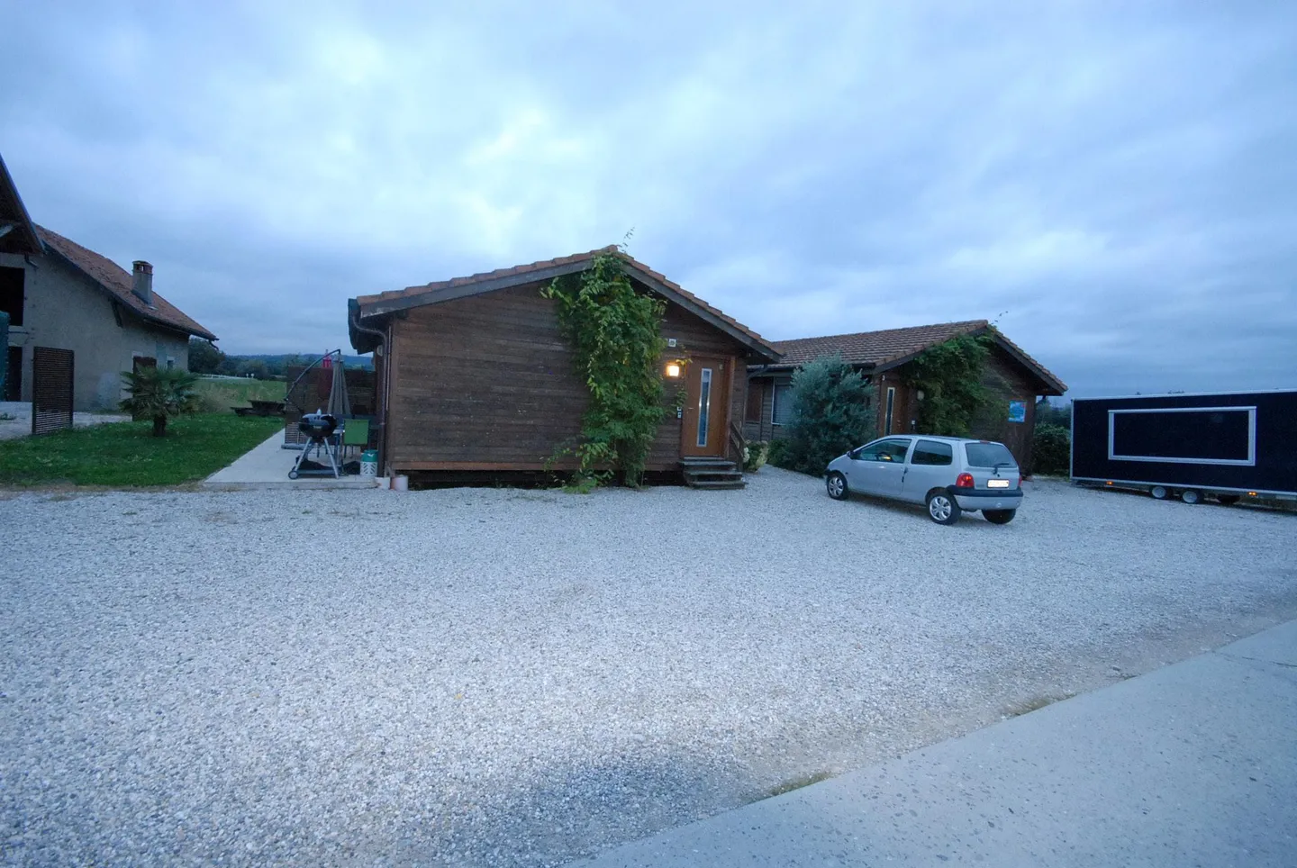 In vendita a Bey ad Avenches, 4 padiglioni per vacanze in zona turistica e ricreativa - Foto 2 di 17