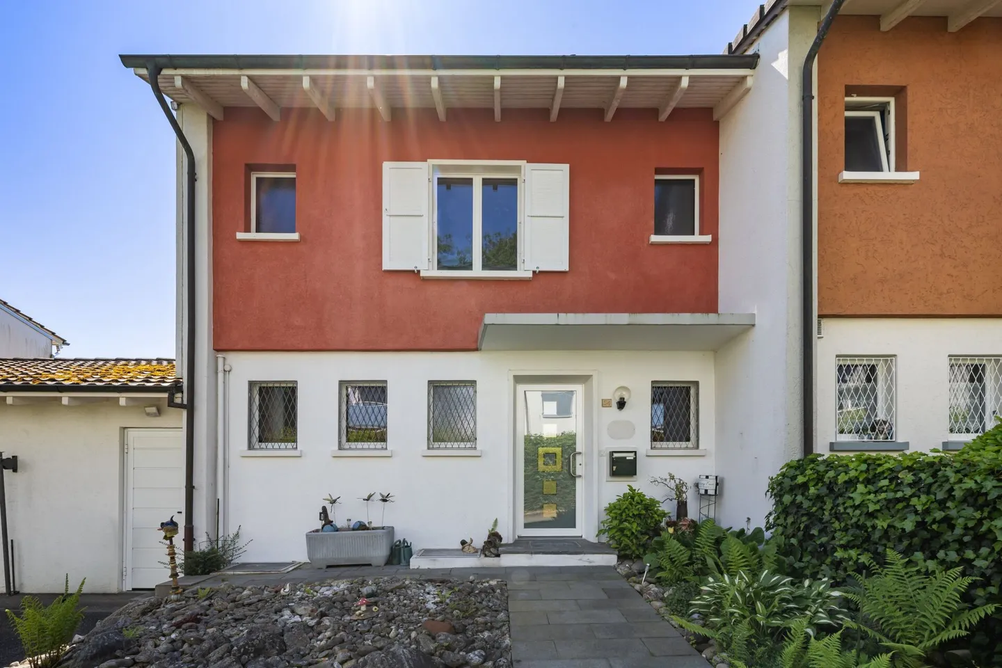 4-Room Semi-Detached House - Photo 2 of 16