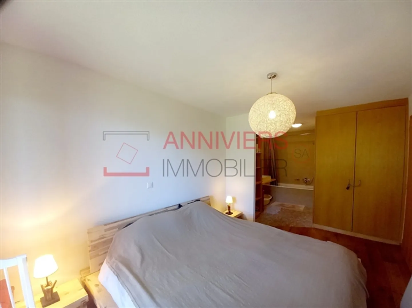 Appartement en duplex spacieux – 4 pièces – Vue dégagée et ensoleillée - Photo 12 sur 20