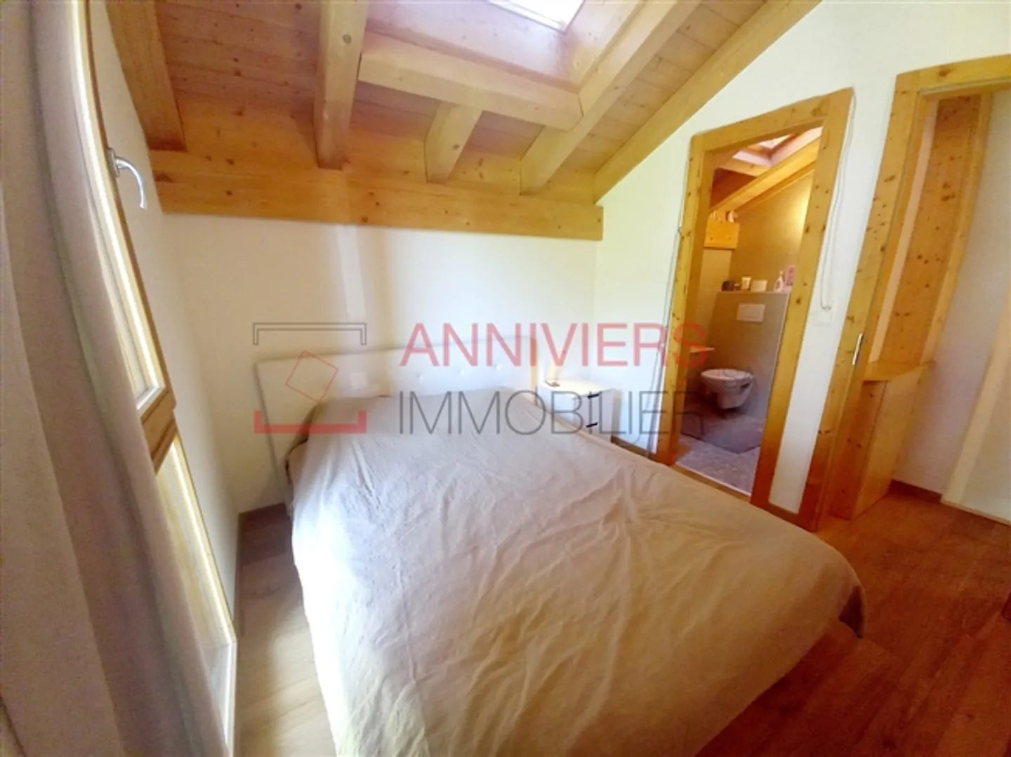 Appartement en duplex spacieux – 4 pièces – Vue dégagée et ensoleillée - Photo 19 sur 20