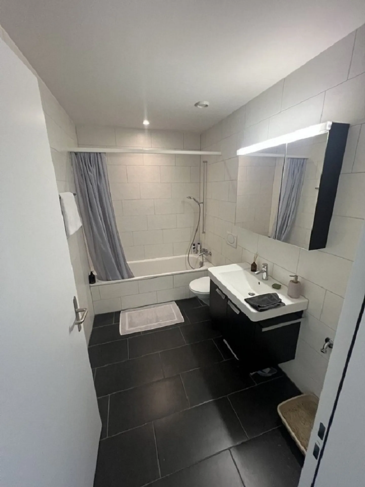 Appartement meublé à louer - Photo 8 sur 9