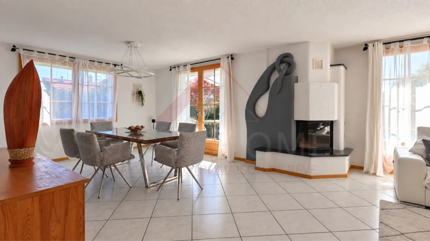 Renoviertes Einfamilienhaus mit 5,5 Zimmern, Pool, Photovoltaik und 4 Parkplätzen - Foto 7 von 18