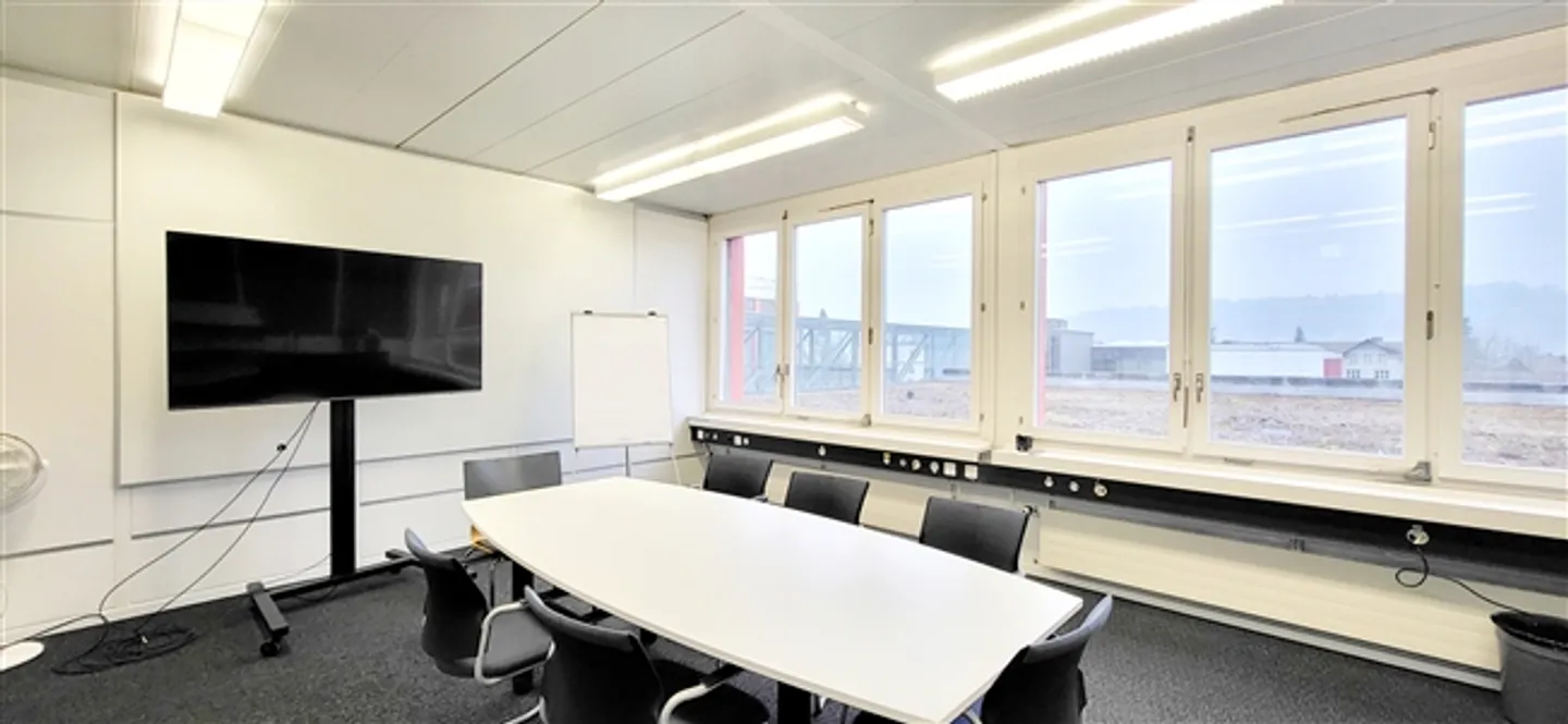 Bureau individuel à Zofingen près de la gare - Photo 1 sur 3
