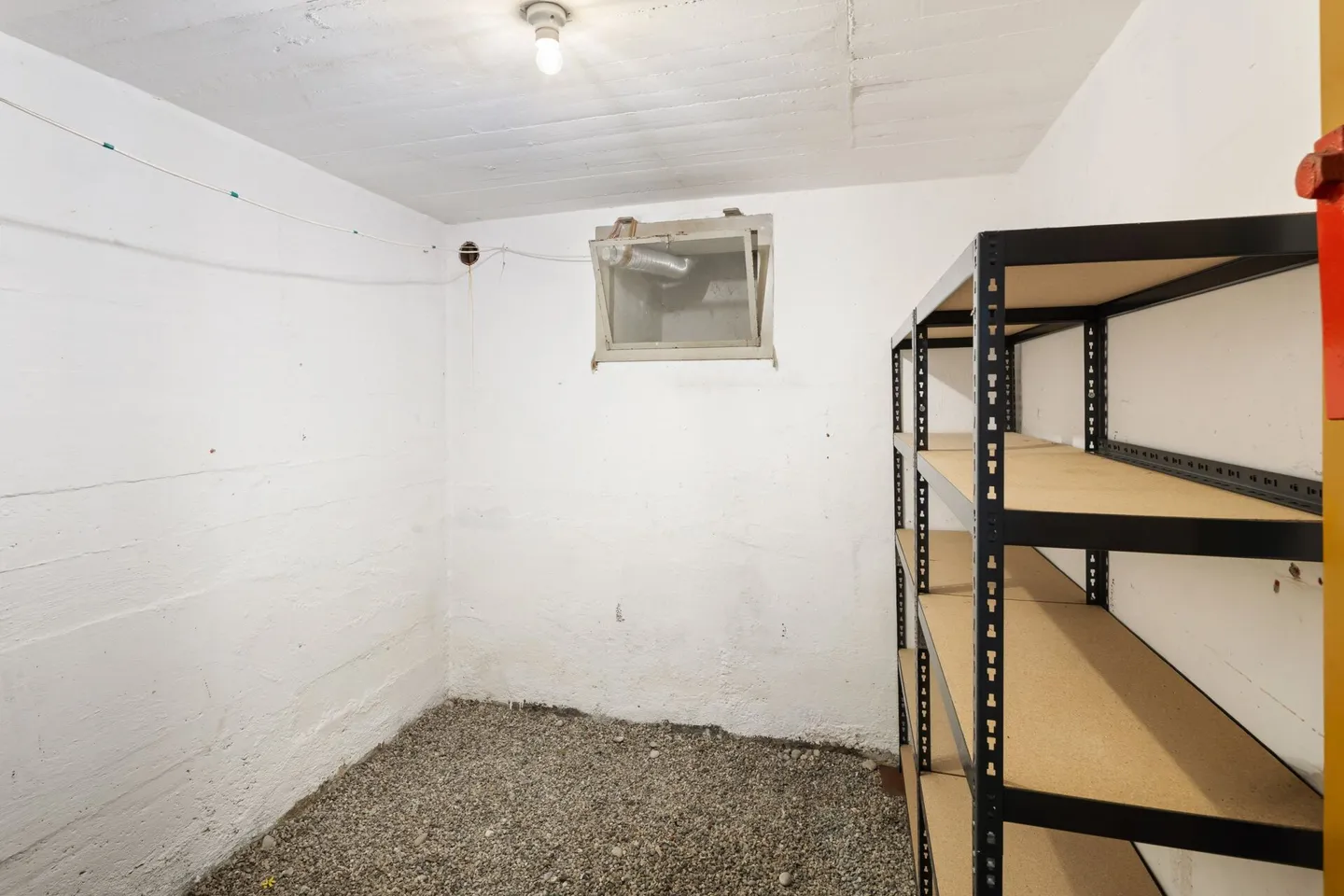 4-Room Semi-Detached House - Photo 15 of 16