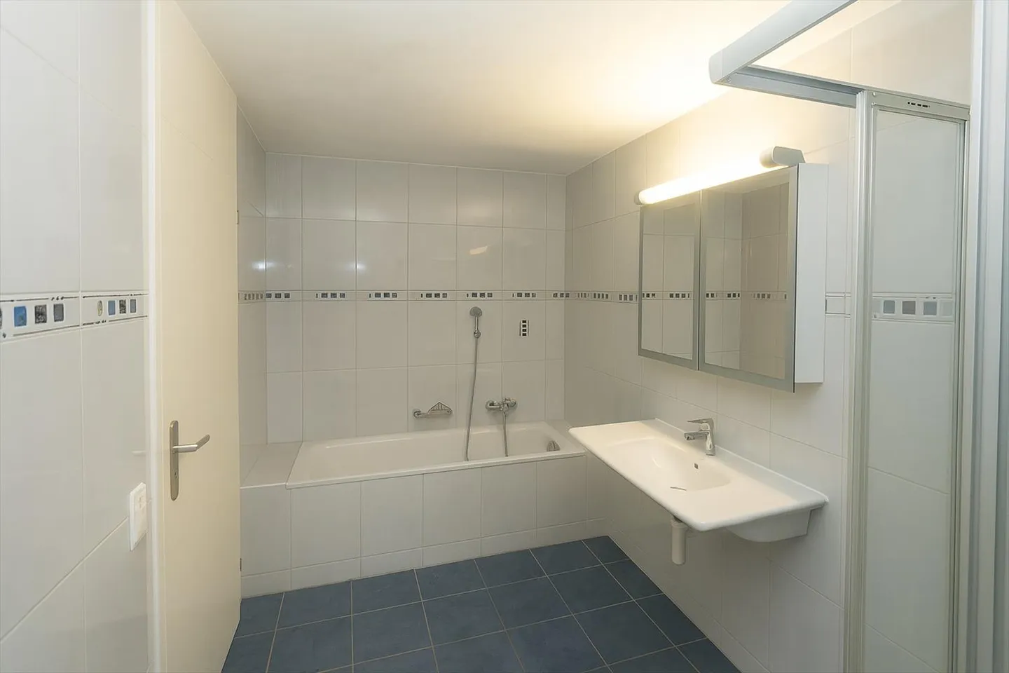 Bell'appartamento con giardino privato in piccola PPE - Foto 11 di 19