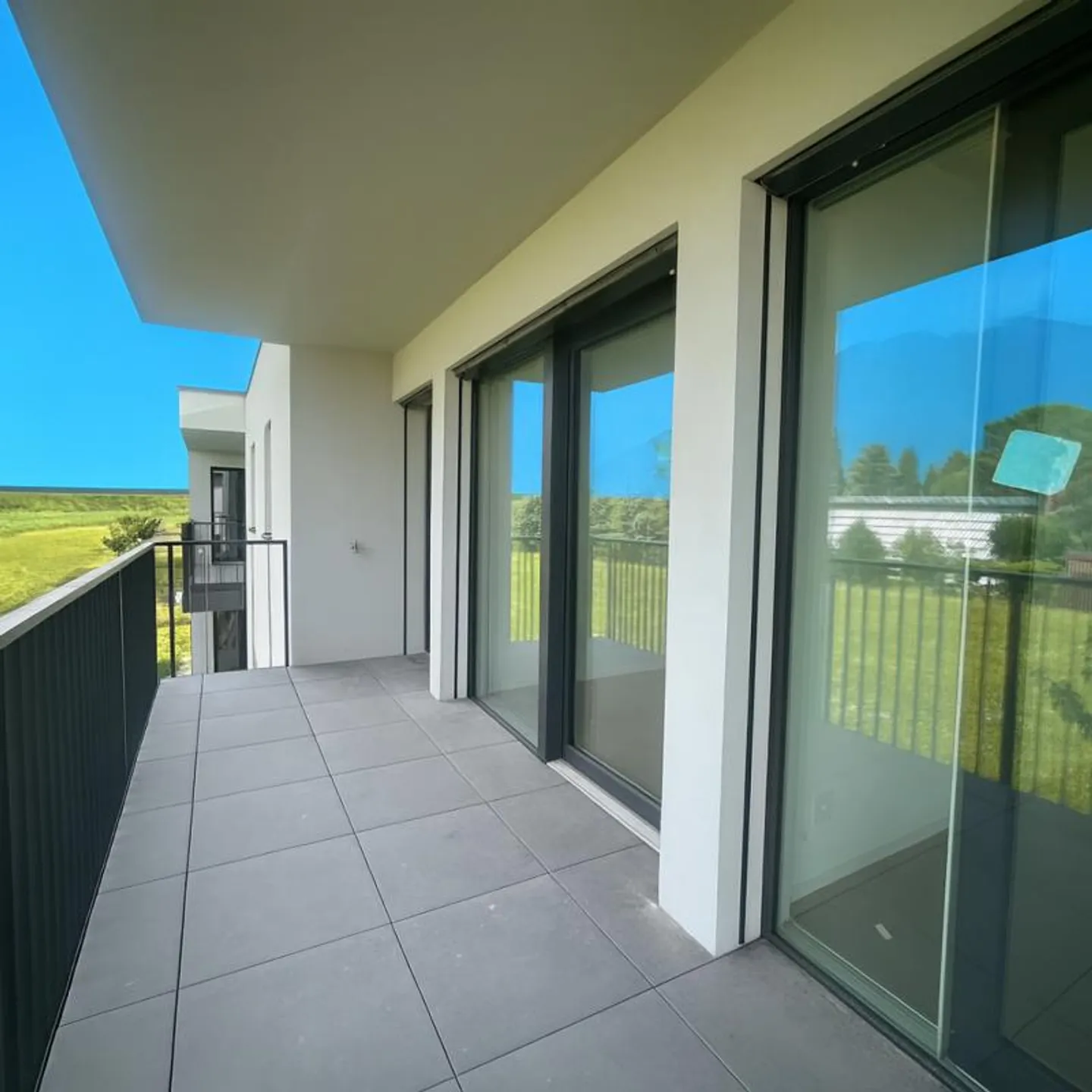 Nouveaux appartements de 4,5 pièces avec grande terrasse - Photo 1 sur 13