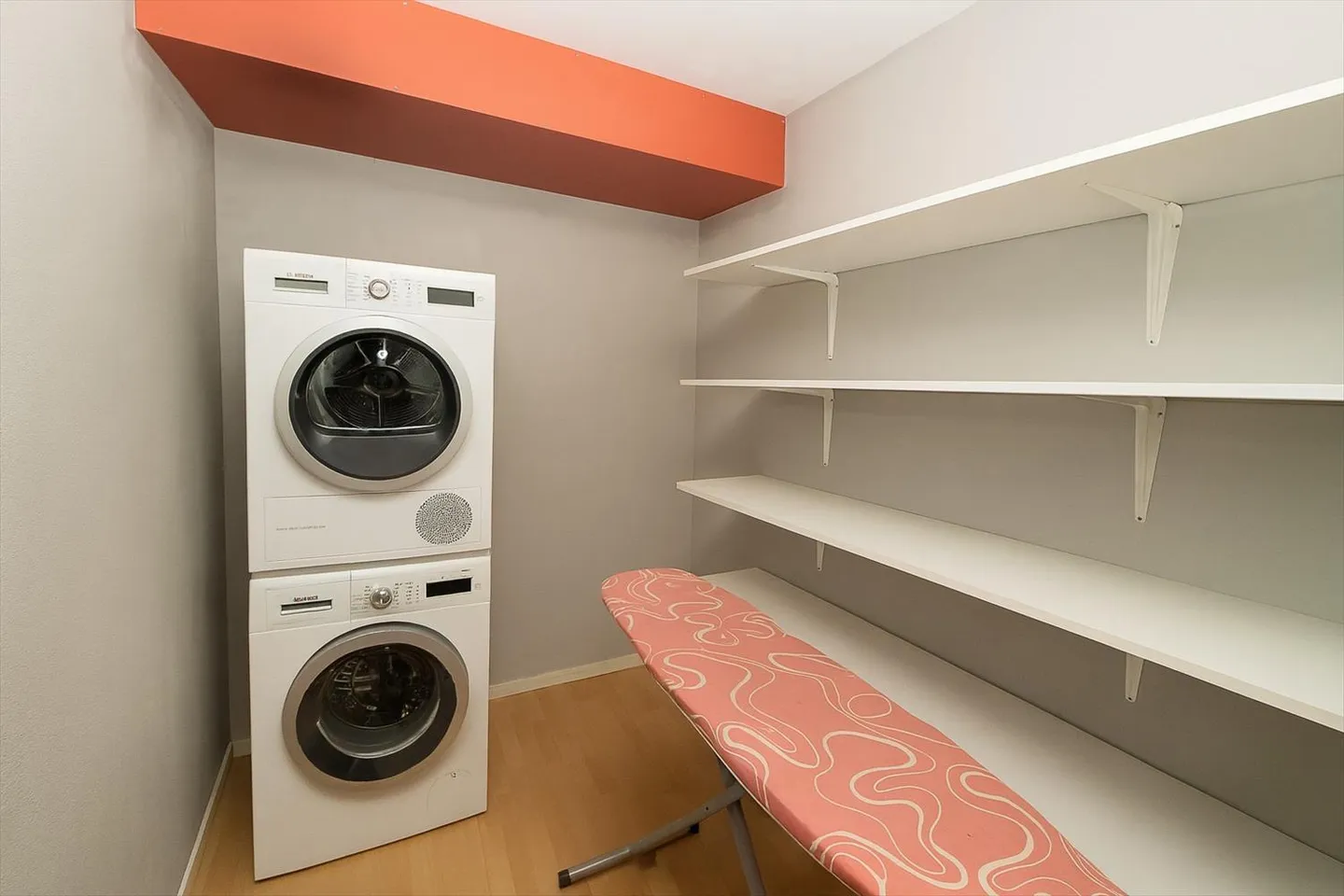 Bell'appartamento con giardino privato in piccola PPE - Foto 17 di 19