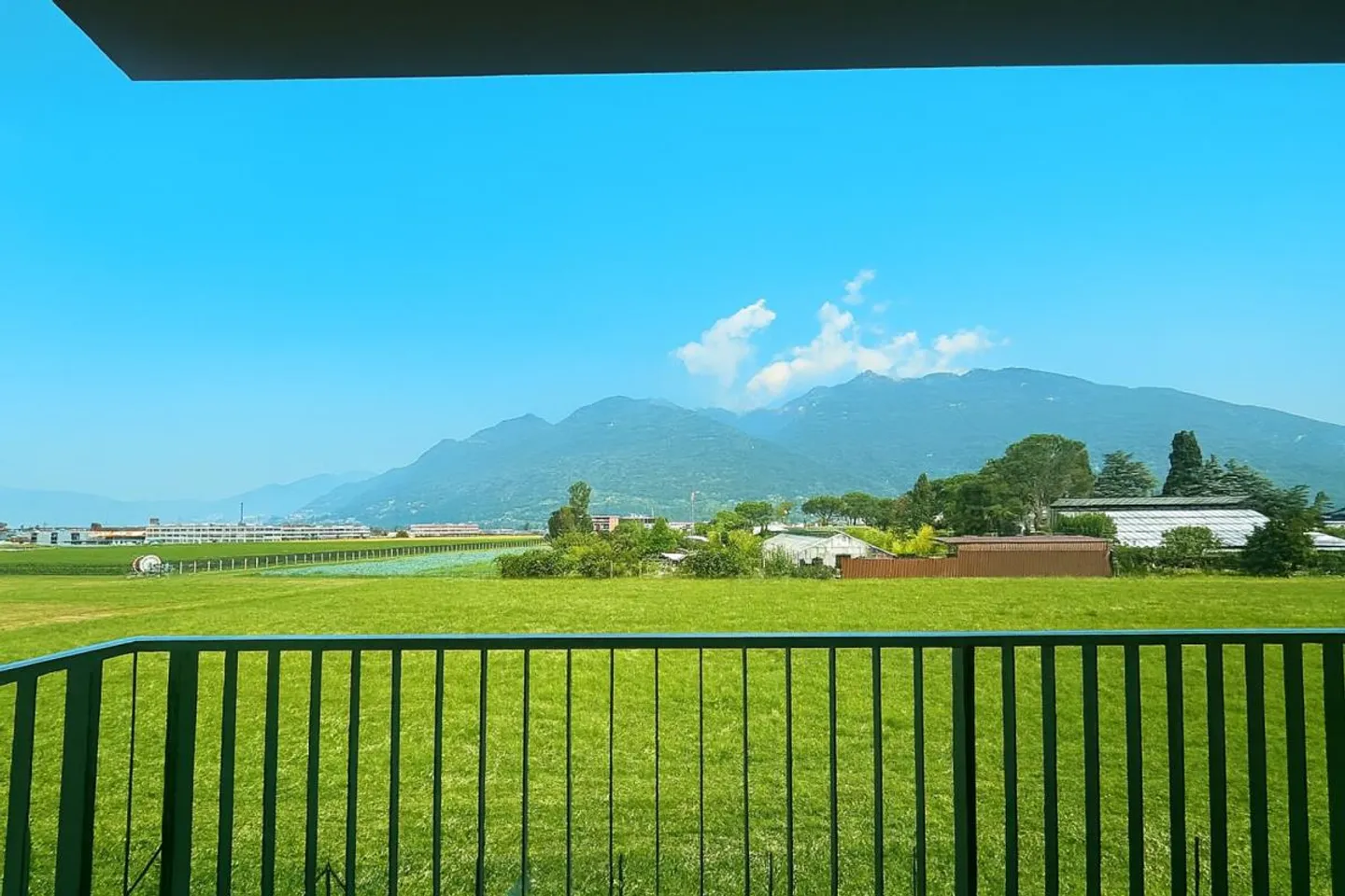 Nouveaux appartements de 4,5 pièces avec grande terrasse - Photo 2 sur 13