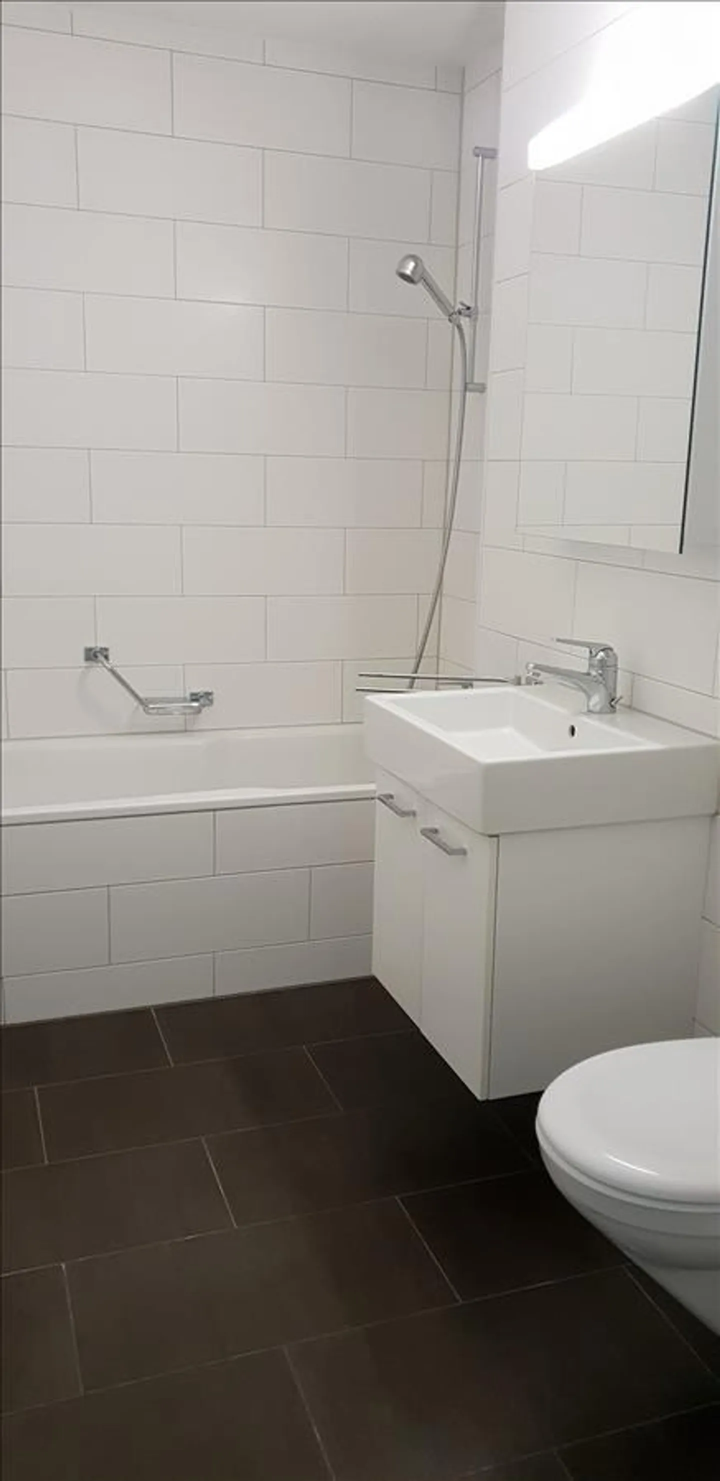 Appartamento 3.5 camere affascinante - Foto 3 di 5