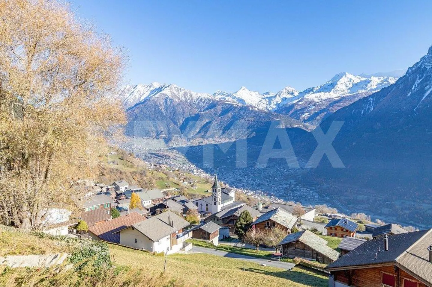 Charmantes Zweifamilienhaus an unverbaubarer Lage - Foto 6 von 11